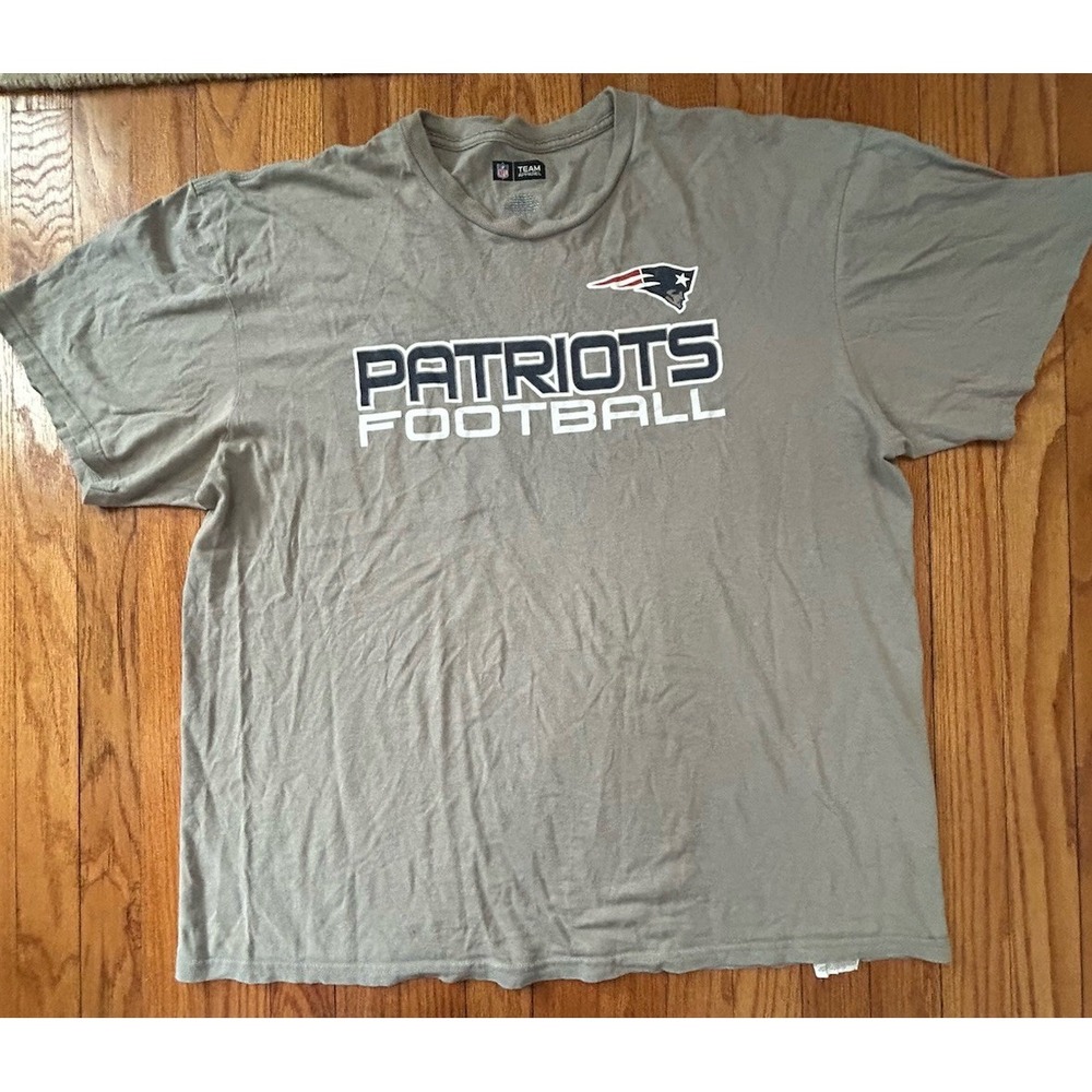 New England Patriots NFL Team Apparel Gray T-Shirt Men's Size 2XL 100% Cotton